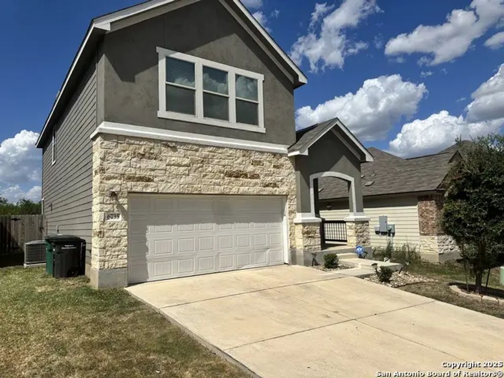 6735 Freedom Hls, San Antonio