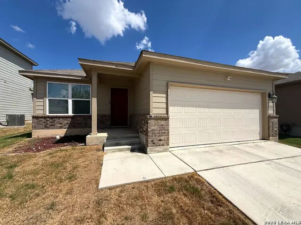 4534 Heathers Rose, St Hedwig