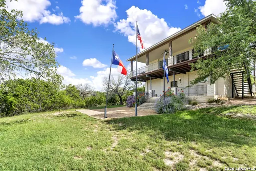 518 Park, Bandera