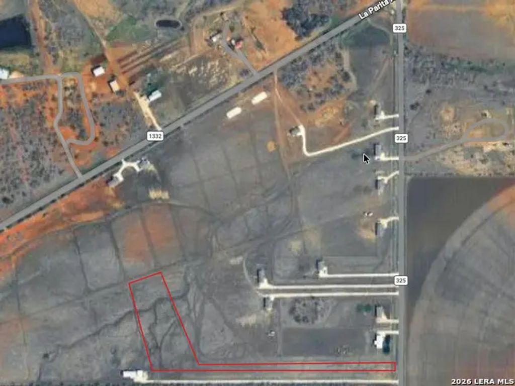 450 County Road 325, Jourdanton
