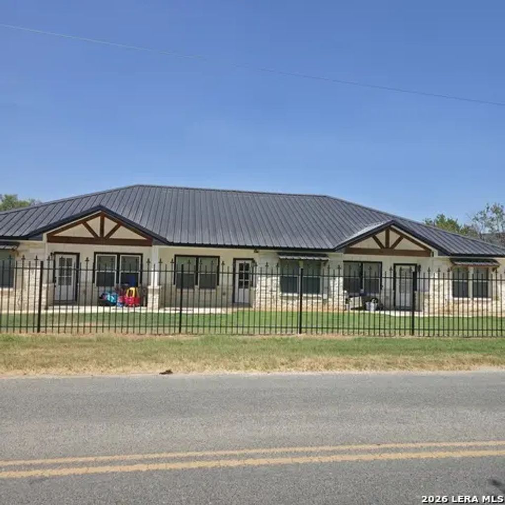 5975 Prairire Rd 3, Von Ormy