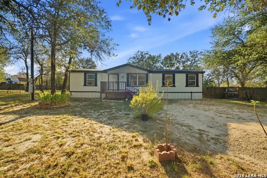 23927 Wilted Oak, San Antonio