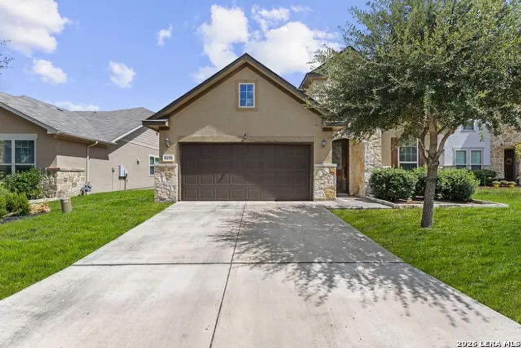 8410 Tanju Ln, San Antonio