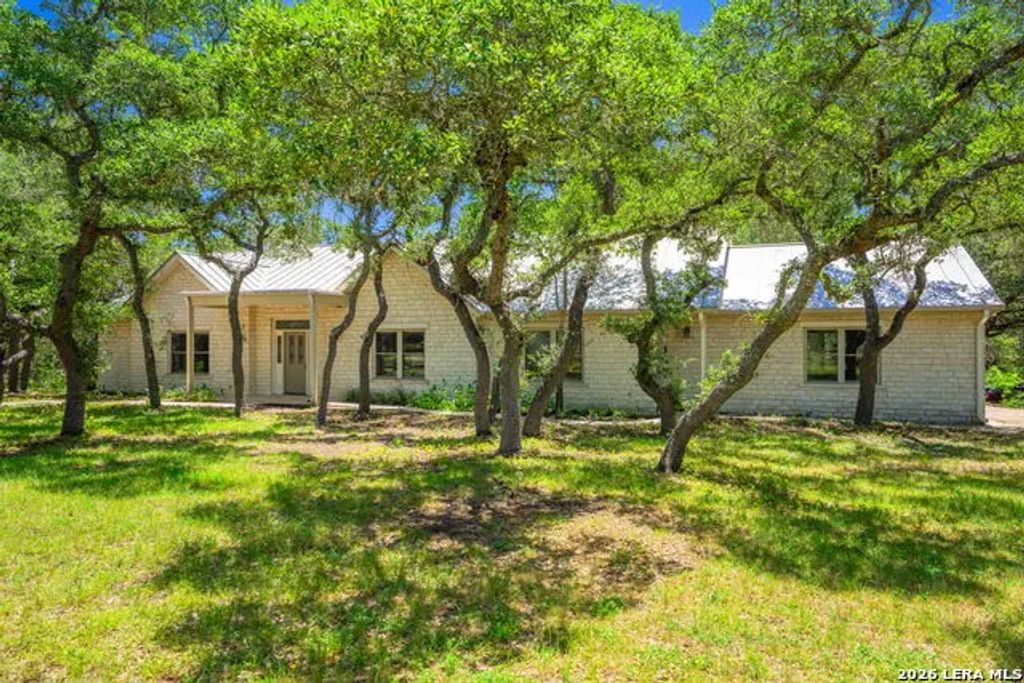 625 State Highway 46 E, Boerne