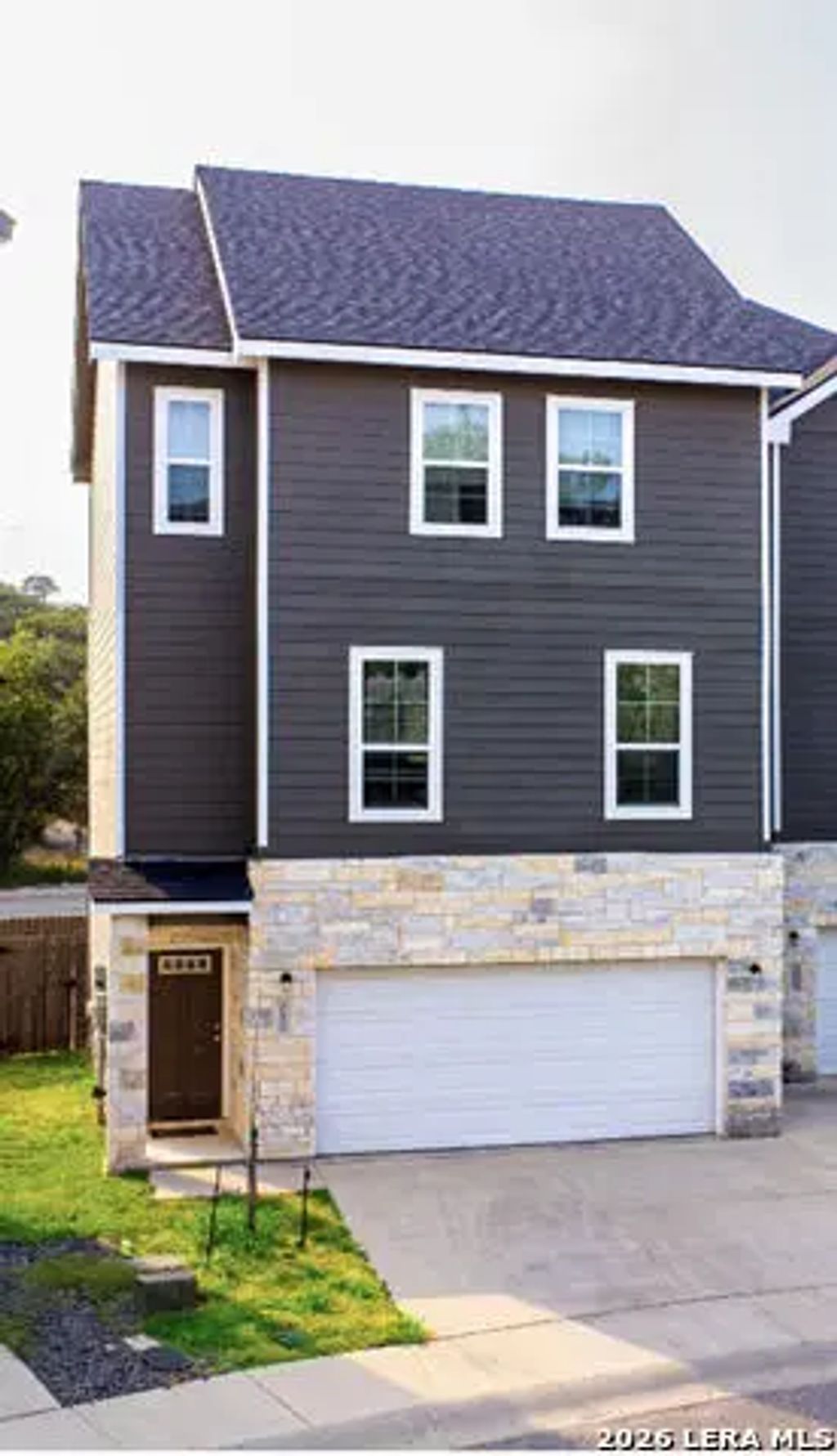 21531 Sir Walter, San Antonio