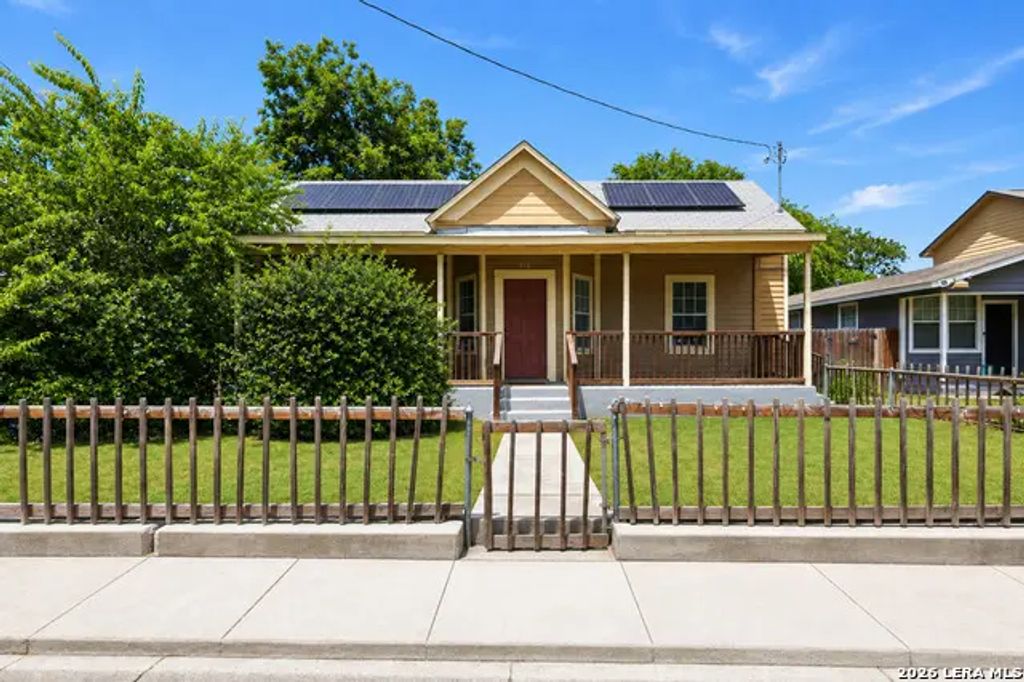 119 Gabriel, San Antonio