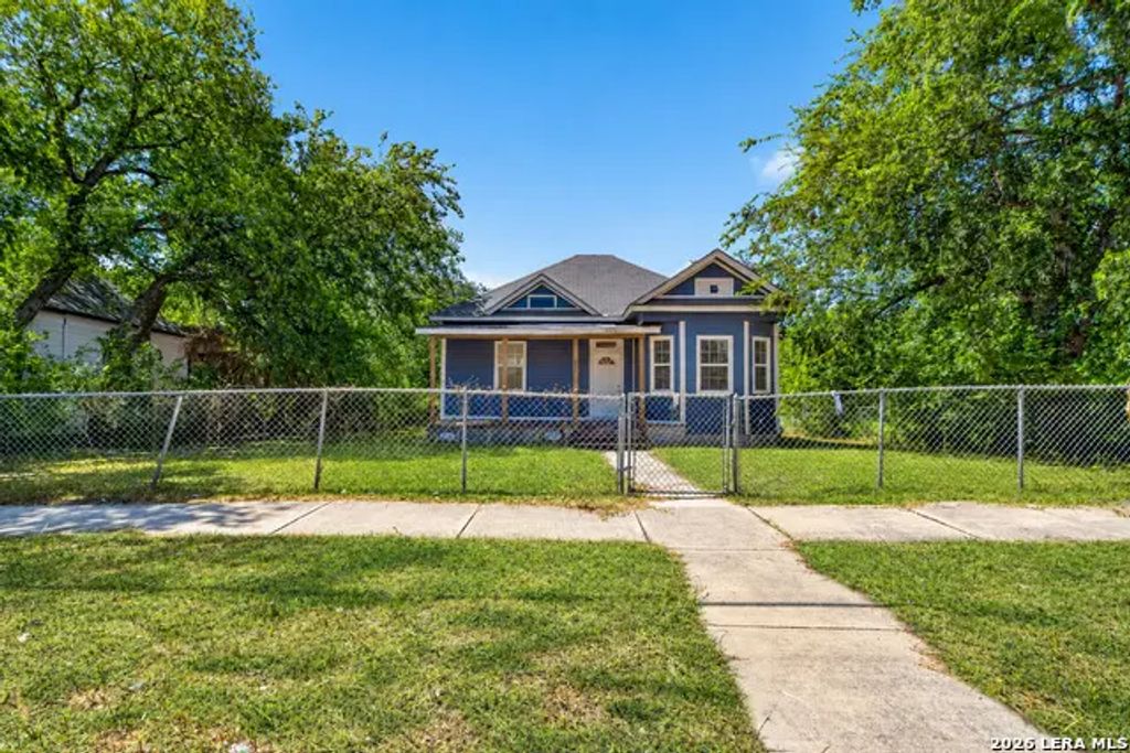 238 Cooper St, San Antonio