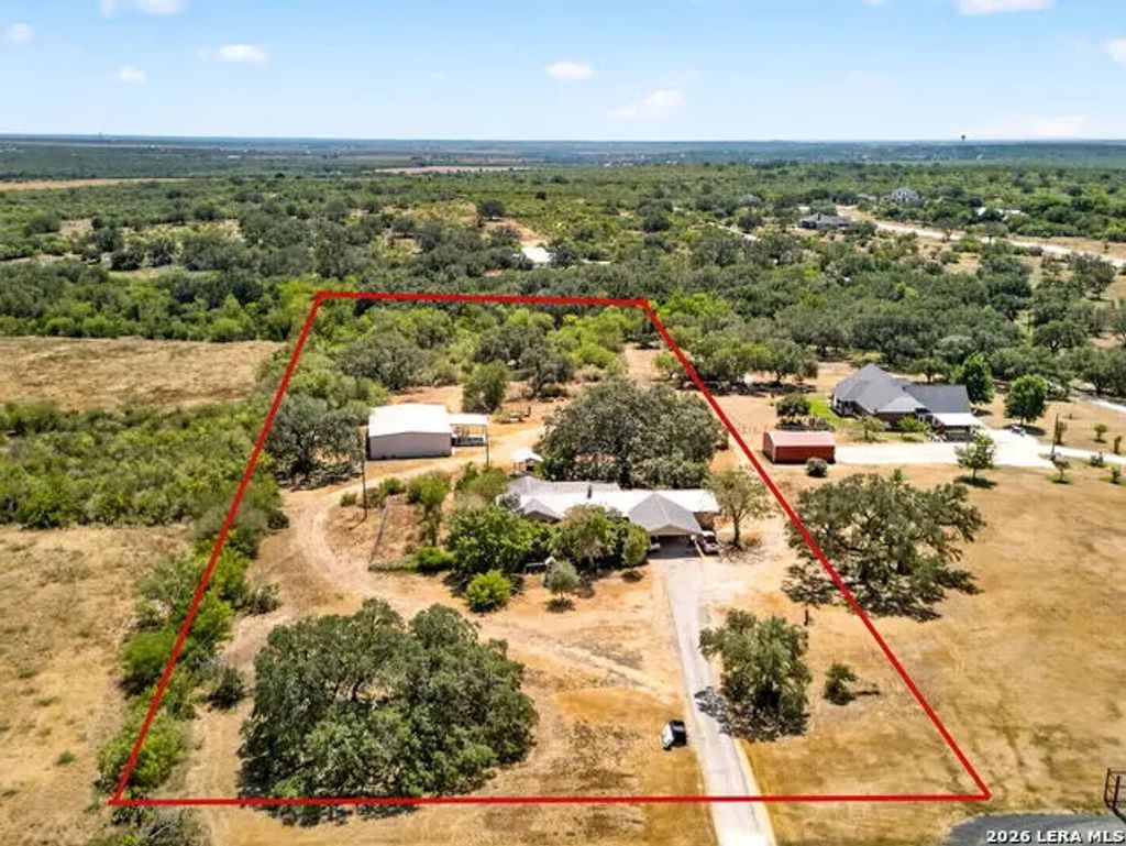 2124 Us Highway 90 W, Castroville