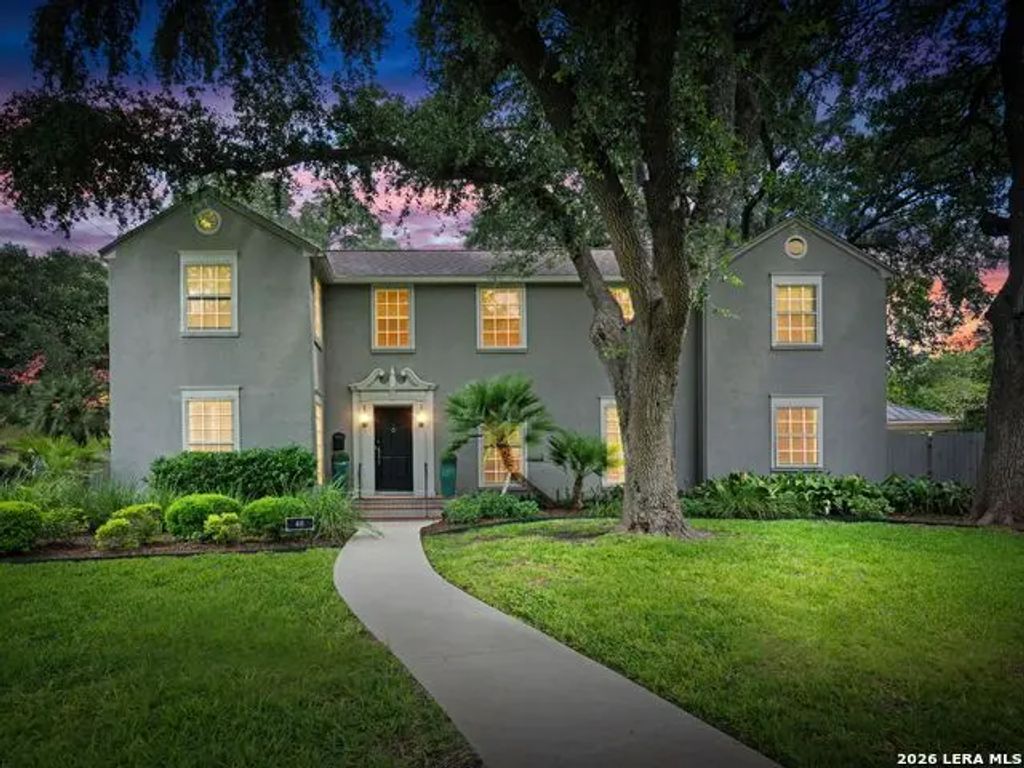 401 Ridgemont Avenue, Terrell Hills
