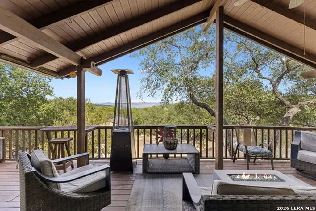 157 Lorne, Canyon Lake