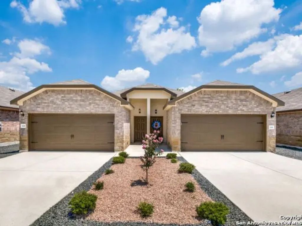 9931 Westover Bluff, San Antonio