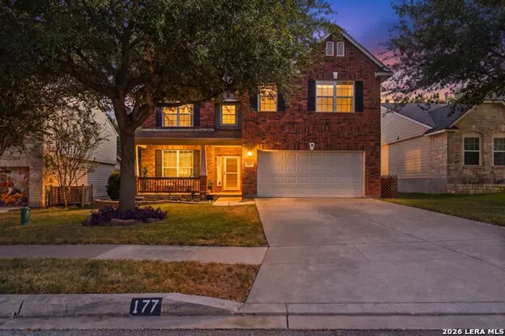 177 Glen Eagles Dr, Cibolo