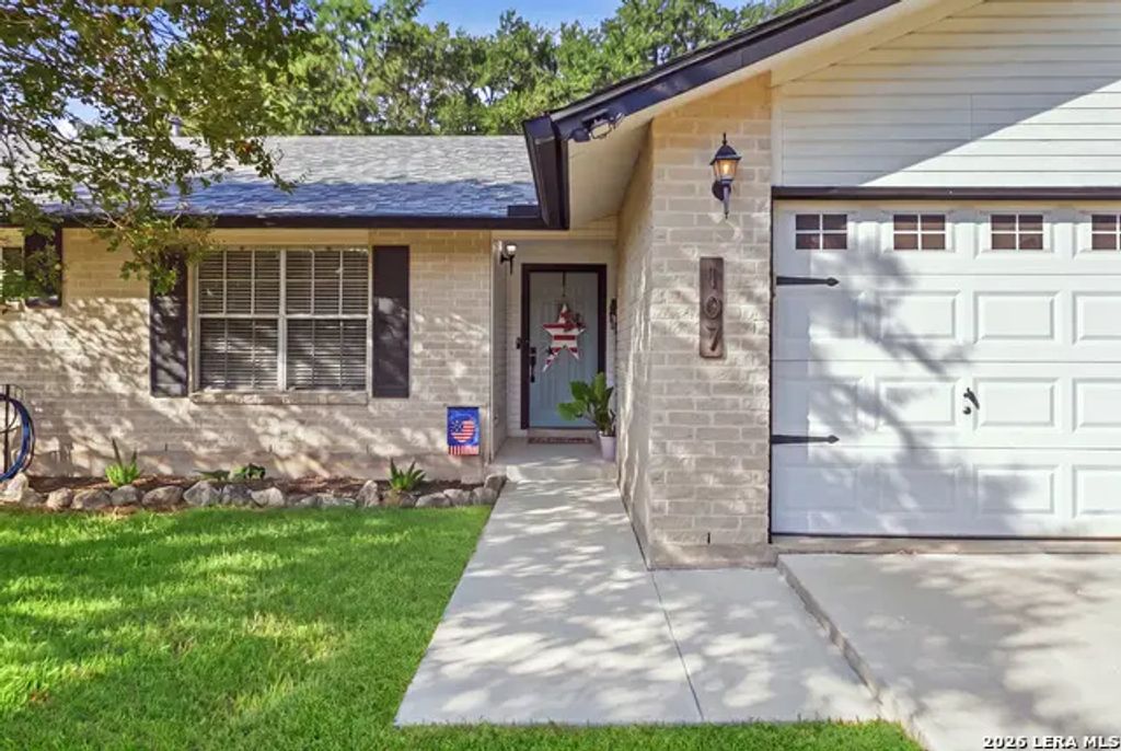 107 Summer Breeze, Castroville