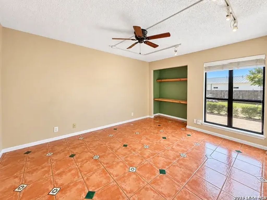4839 Brandeis St 712, San Antonio