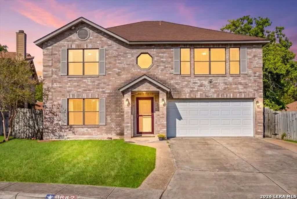 9642 Garden Path, San Antonio