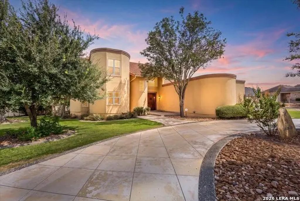 2748 Morning Star, New Braunfels