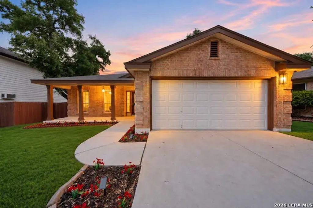 11222 Ocate, Helotes