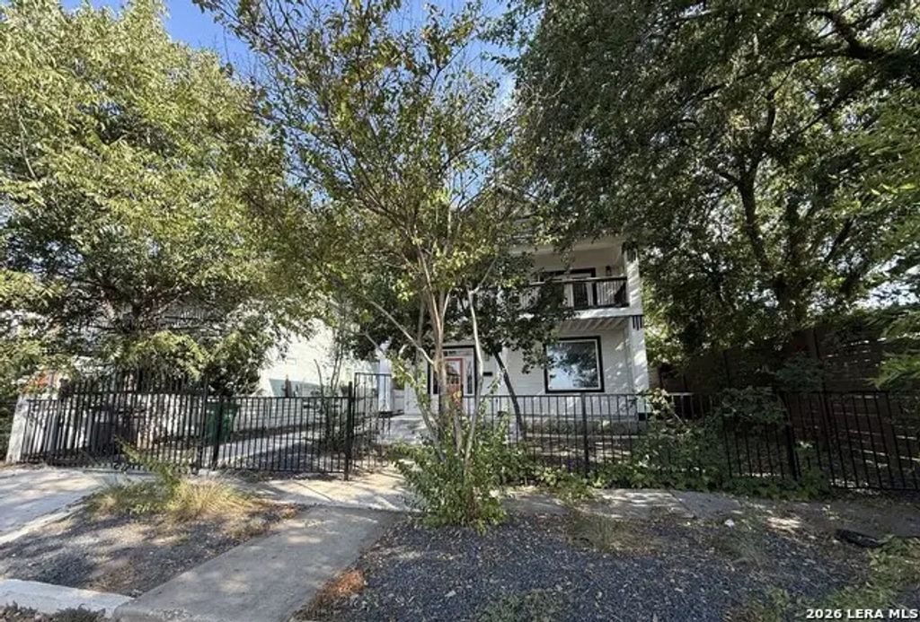 139 E Highland Blvd, San Antonio