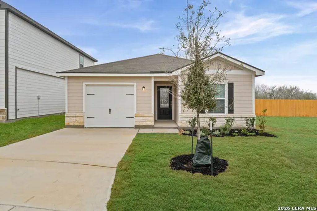 3419 Warlow Branch, San Antonio