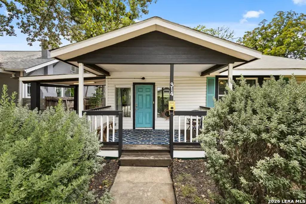 314 Queen Anne Ct, San Antonio