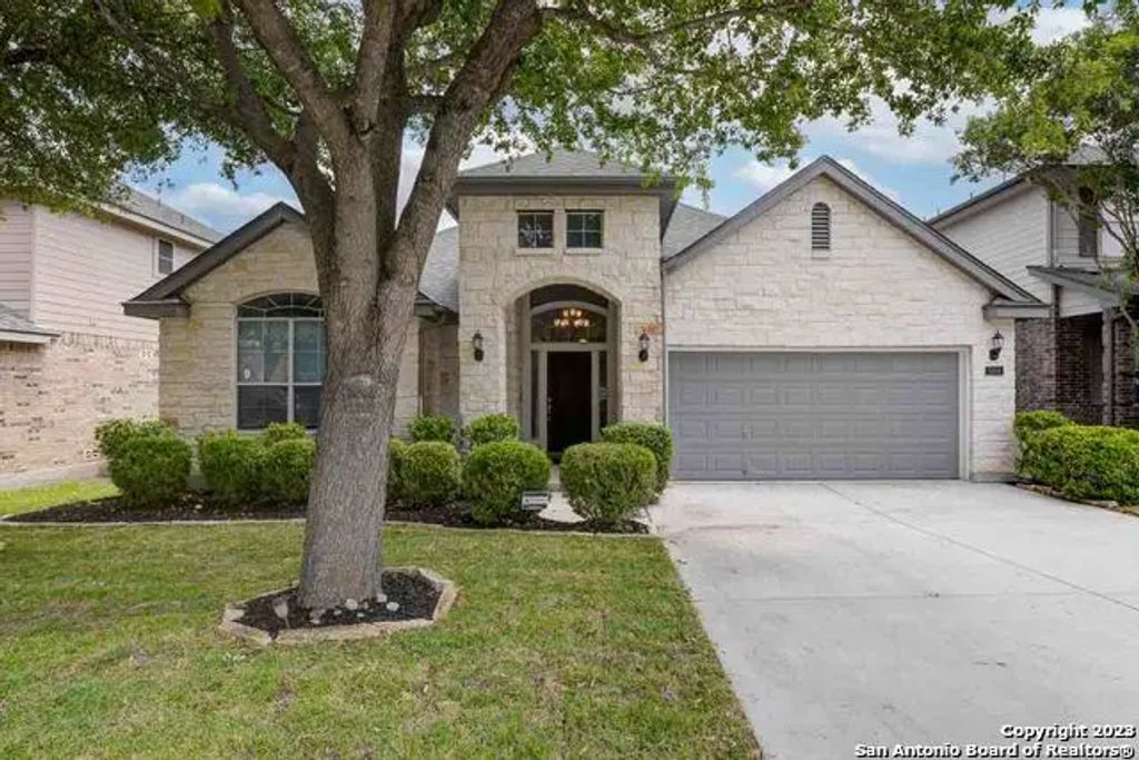 5814 Grayson Cove, San Antonio