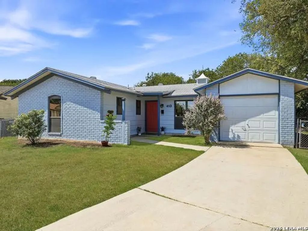 413 Sharon Ct, Schertz