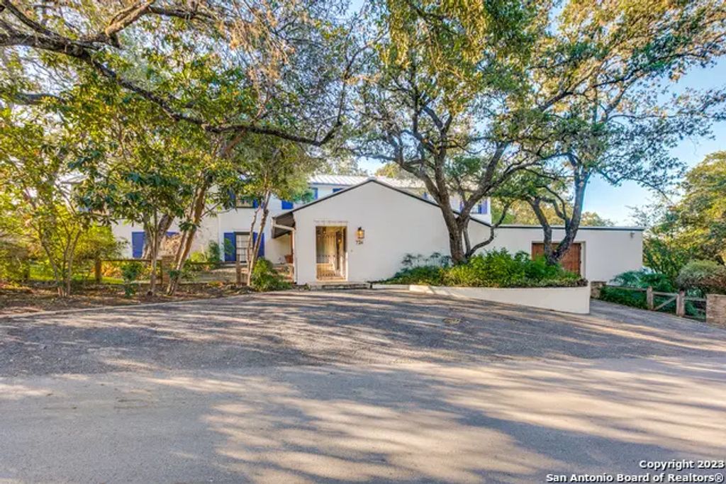 724 Alta Ave, Alamo Heights