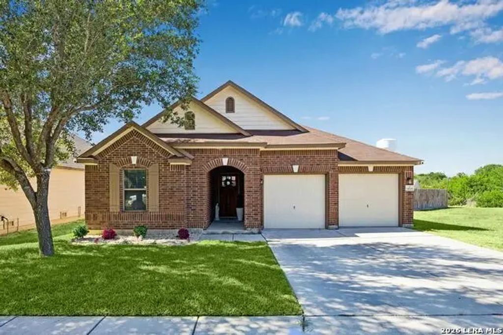 11005 Almond Wood, Live Oak