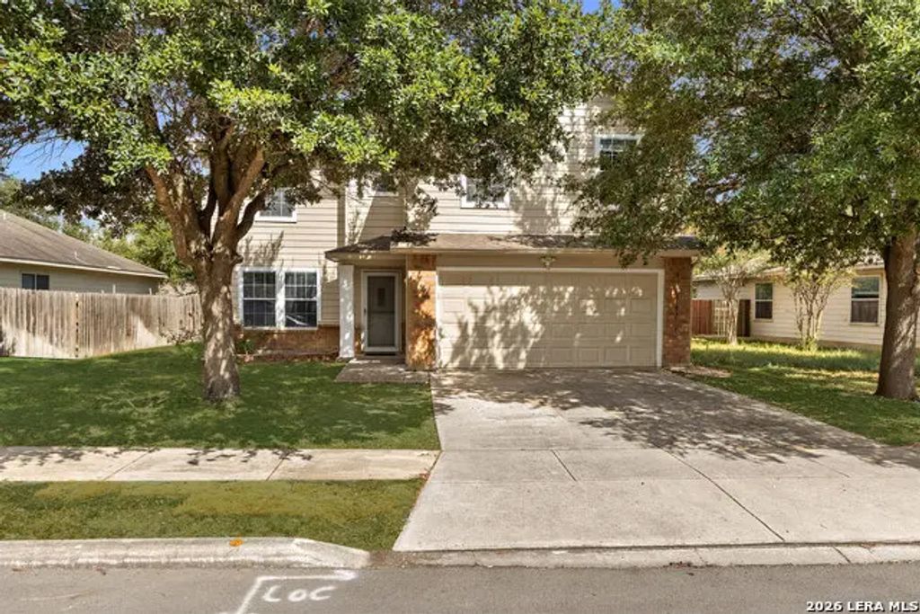 8103 Saratoga Knl, Selma