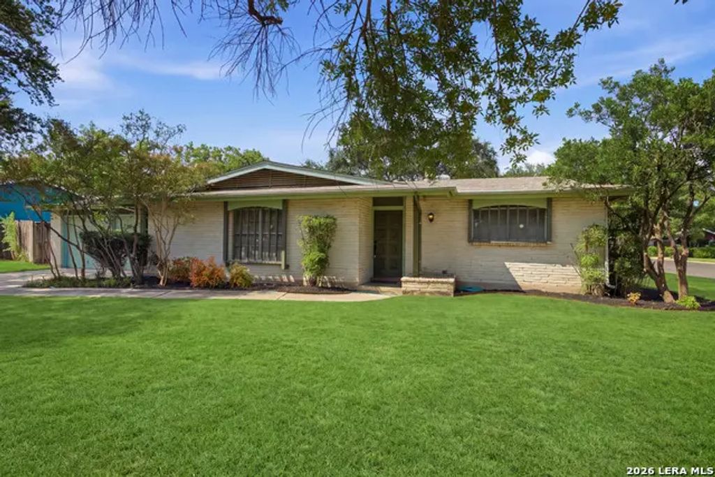 3303 Fallen Leaf, San Antonio