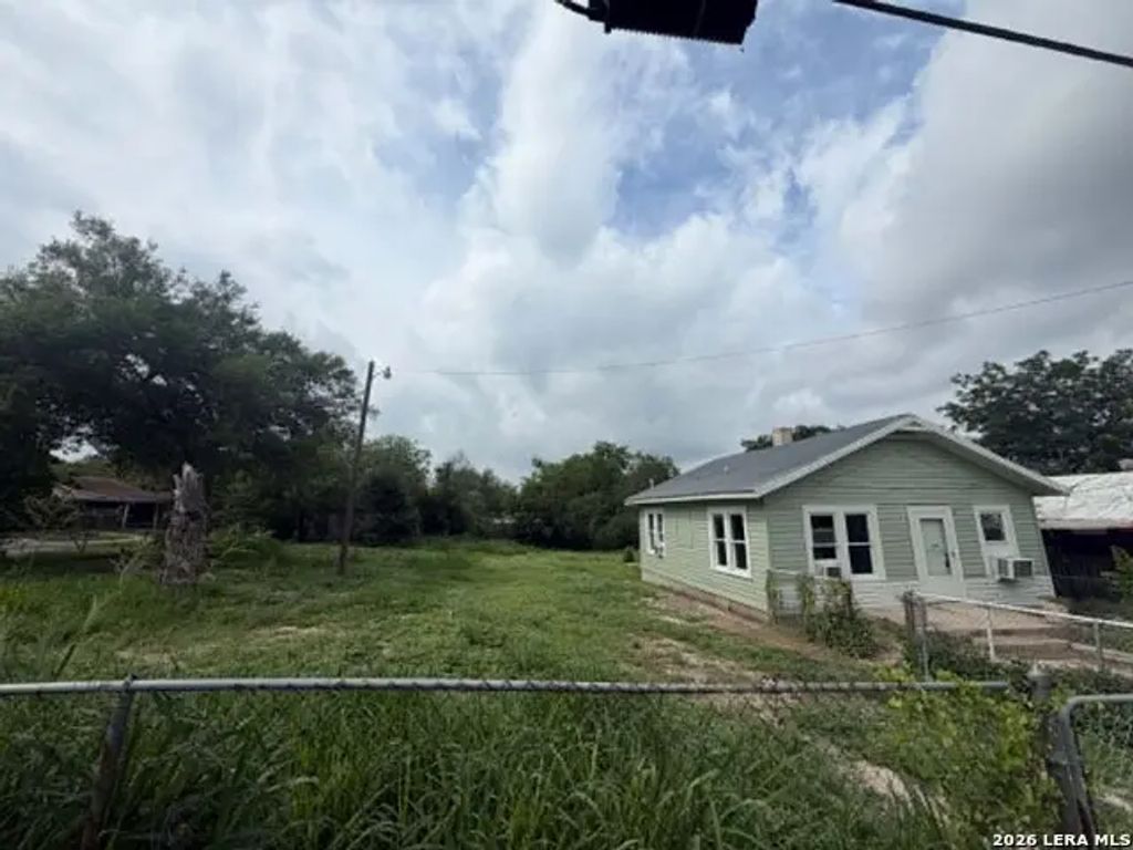 146 Koehler Ct, San Antonio