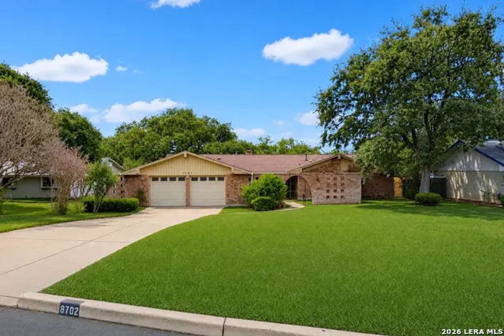 8702 Norwich Dr, San Antonio