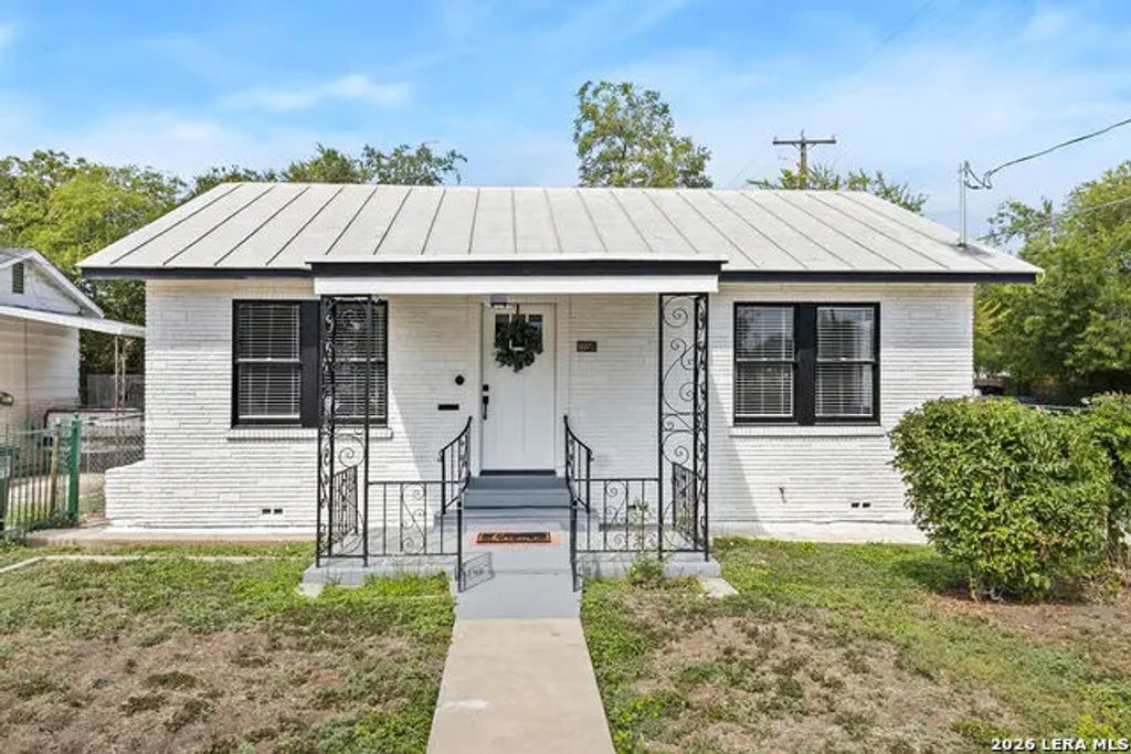 2055 E Crockett St, San Antonio