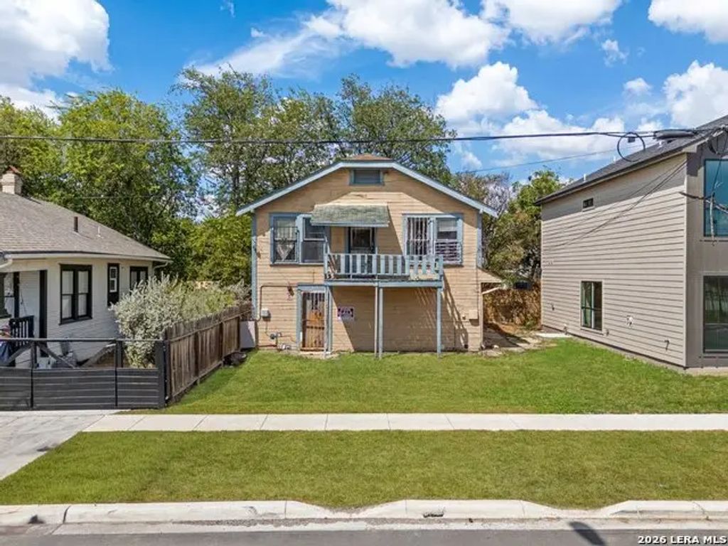 919 Florida St, San Antonio