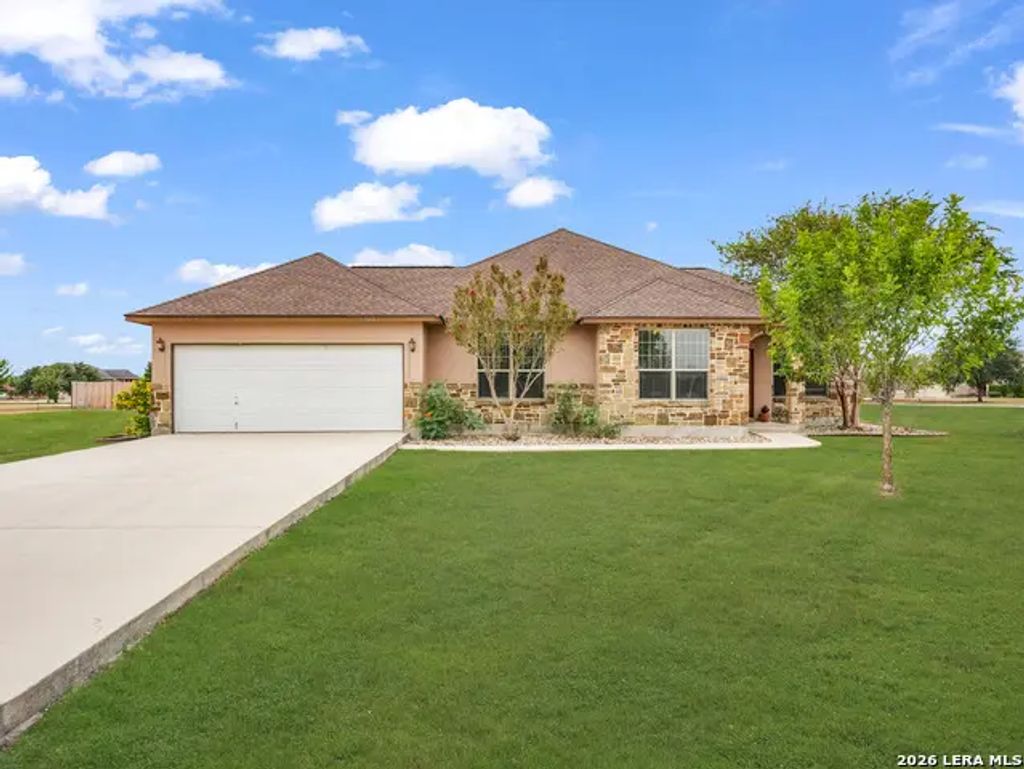 16021 Ethans Crossing, Lytle