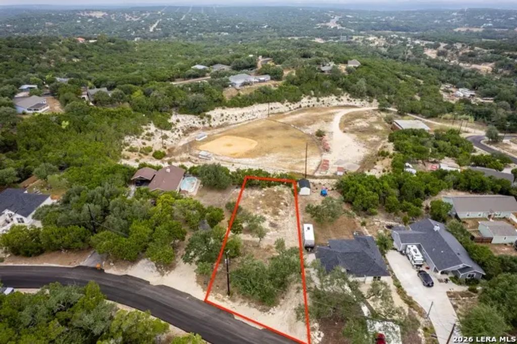 807 Scenic Hills Drive, Canyon Lake