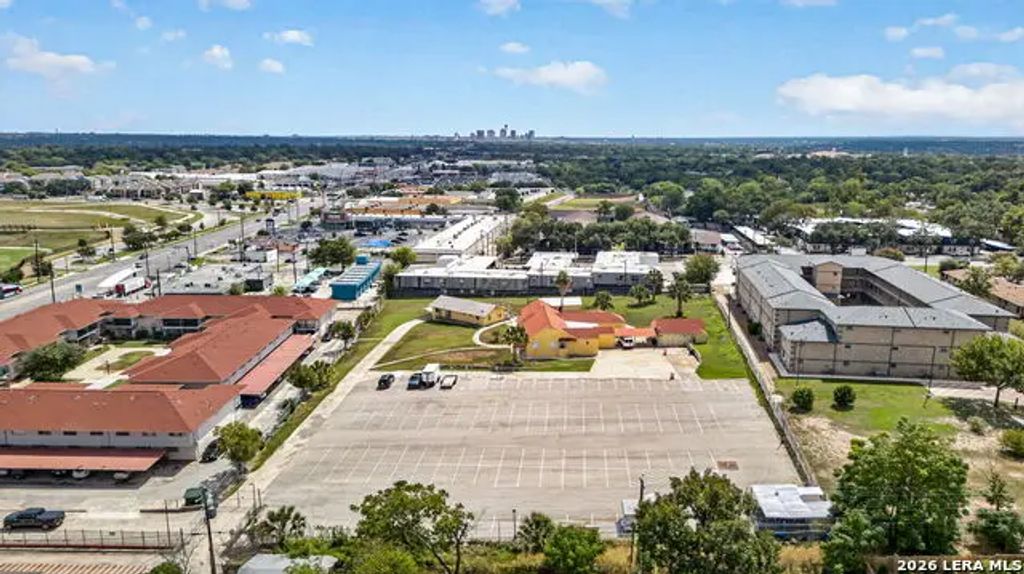 3735 Fredericksburg Rd, San Antonio