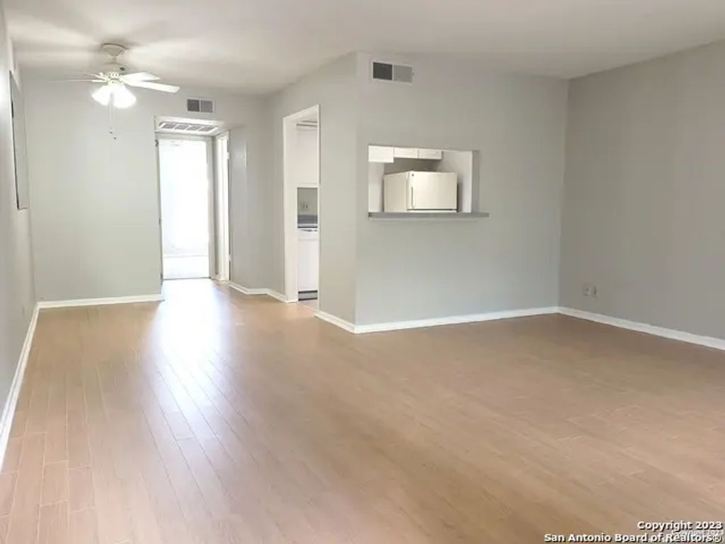 8401 N New Braunfels Ave 234, San Antonio