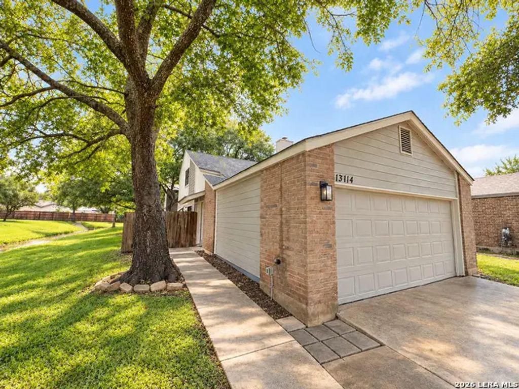 13114 Brook Garden Ln, San Antonio