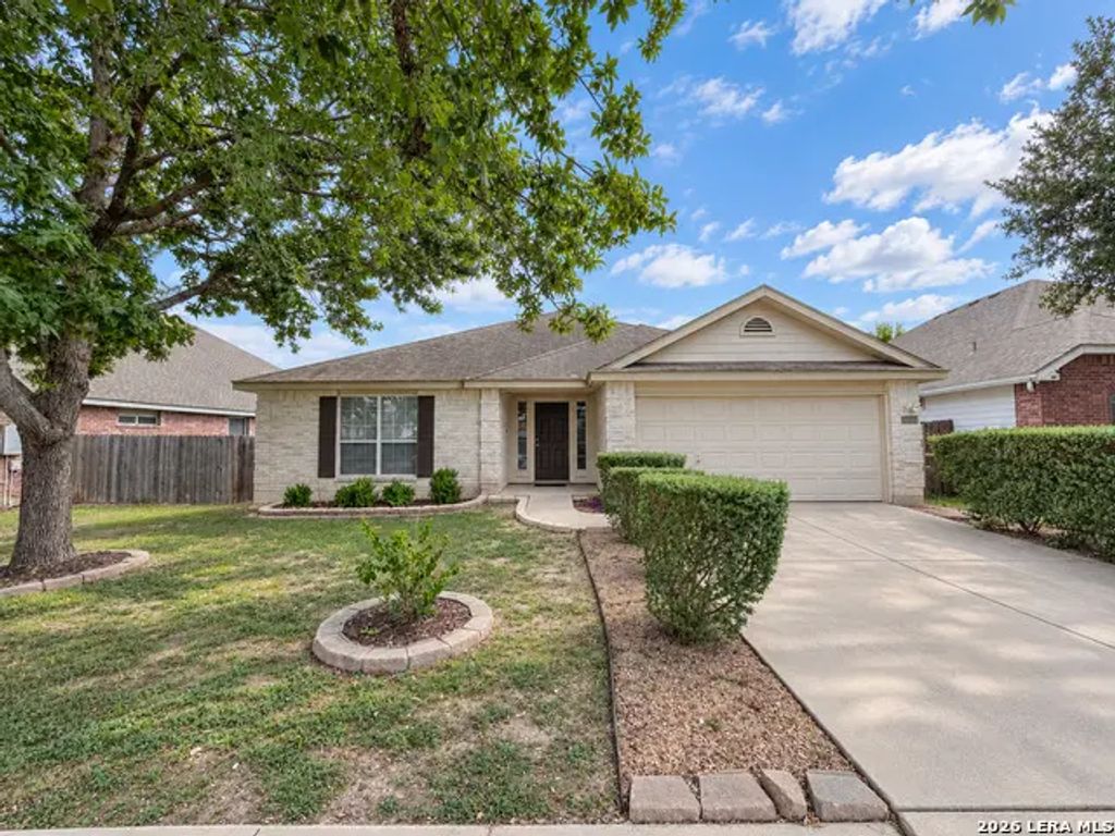 2414 Dove Crossing Dr, New Braunfels