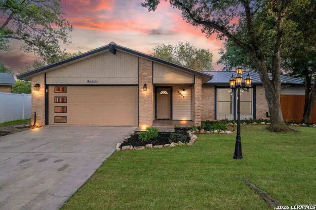 6850 Agua Calientes, San Antonio
