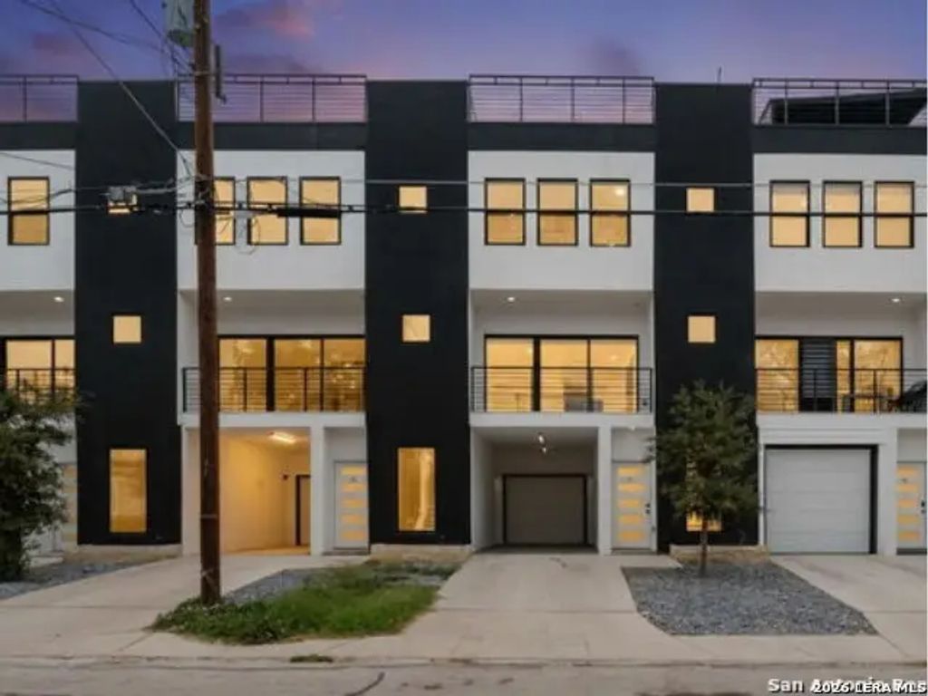 308 S Mesquite St 101, San Antonio
