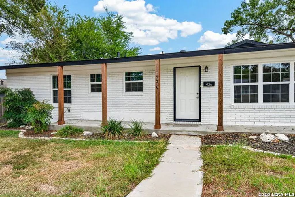 426 Redcliff Dr, San Antonio