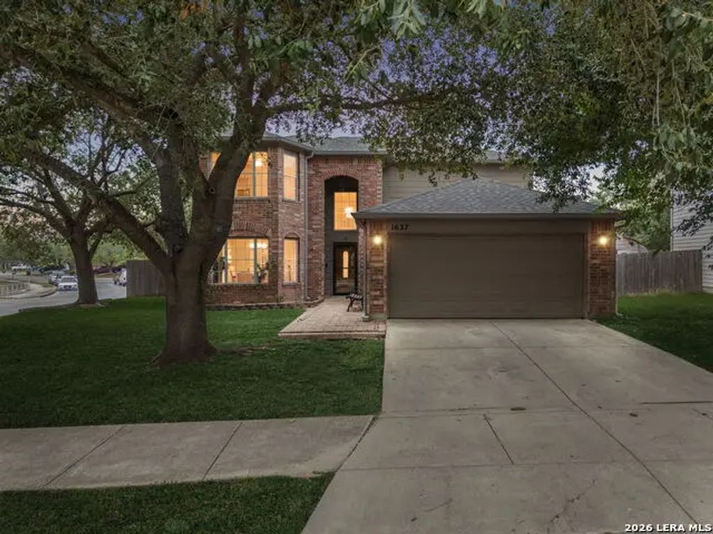 1637 Rolling Brook Ln, Schertz