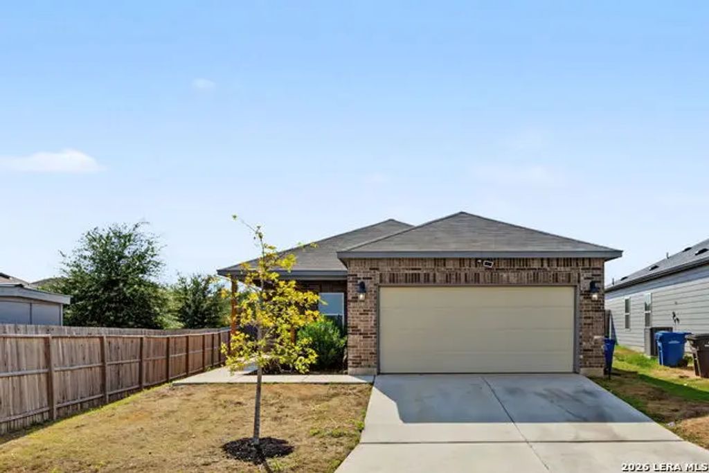 10615 Welder Oak, San Antonio