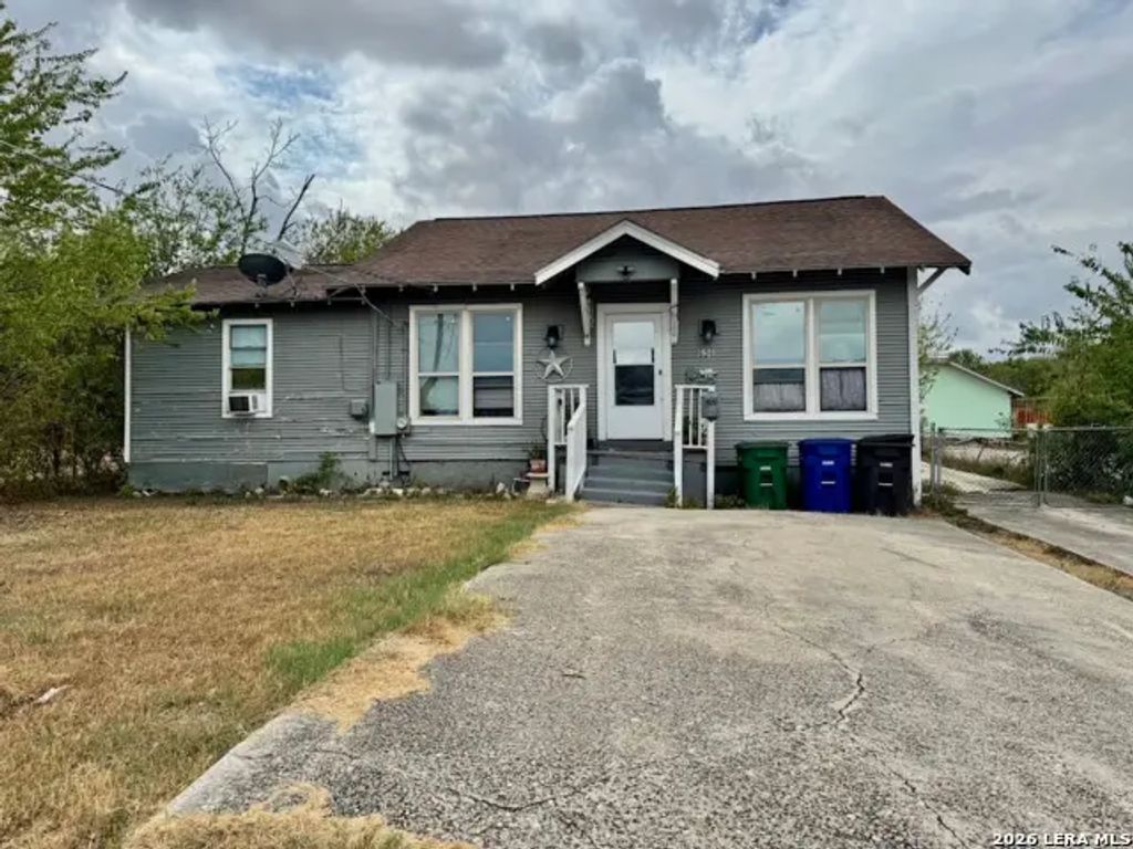 636 Hot Wells Blvd, San Antonio