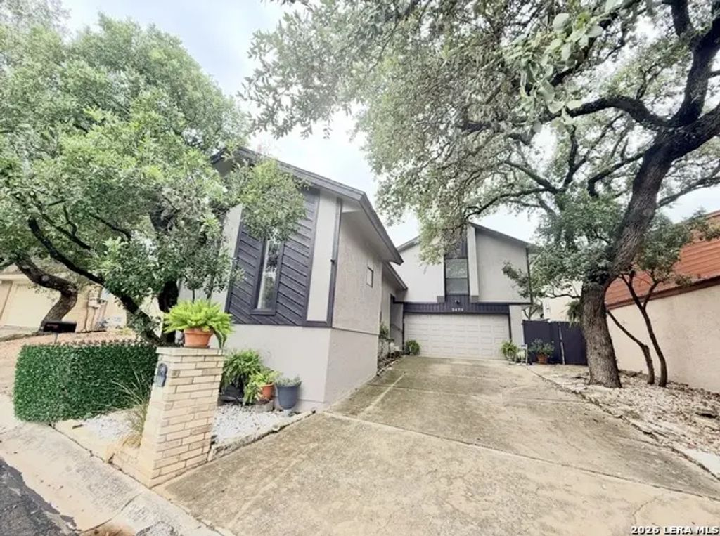 3479 Wellsprings Dr, San Antonio
