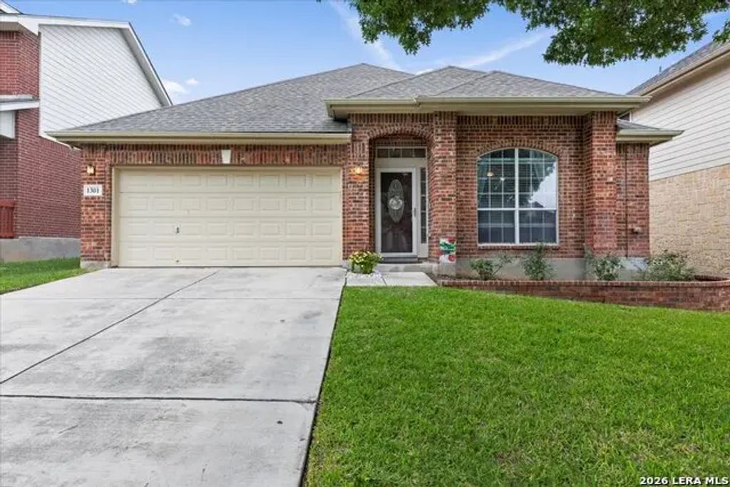 1301 Magellan, Windcrest