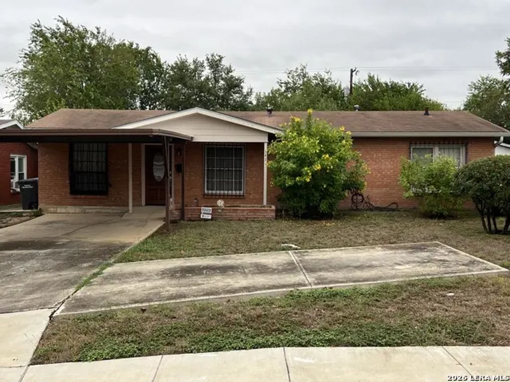 347 Anton Dr, San Antonio