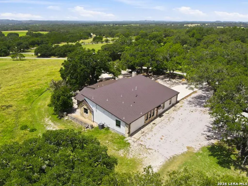 1668 Rocky Rd, Blanco